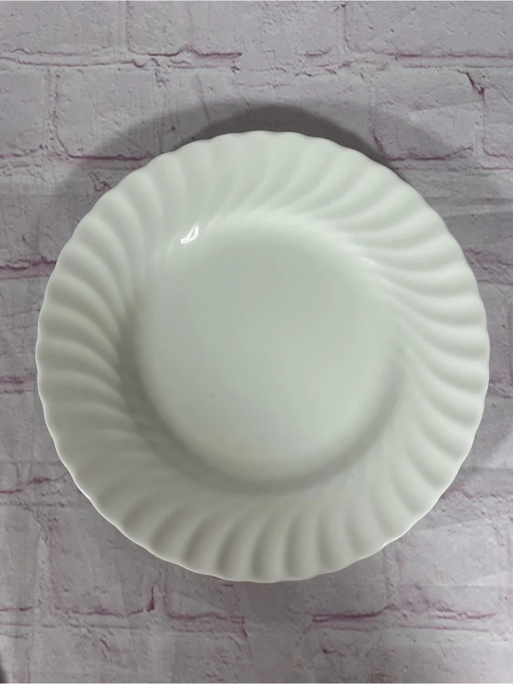 Vintage Minton White Fife Bone China Salad Plates 7 7/8” England Discontinued